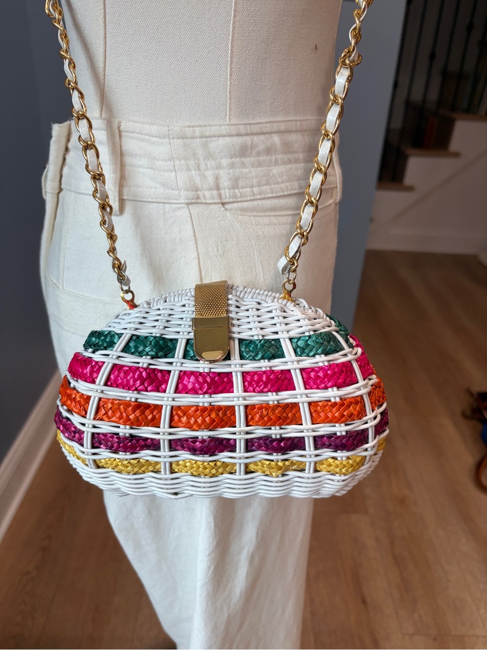 Colorful Woven Wicker Basket Purse Gold Chain Shoulder Bag Rainbow Stripe